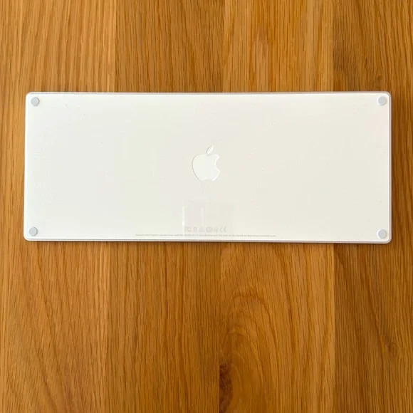 Apple White Magic Keyboard - Picture 4 of 6